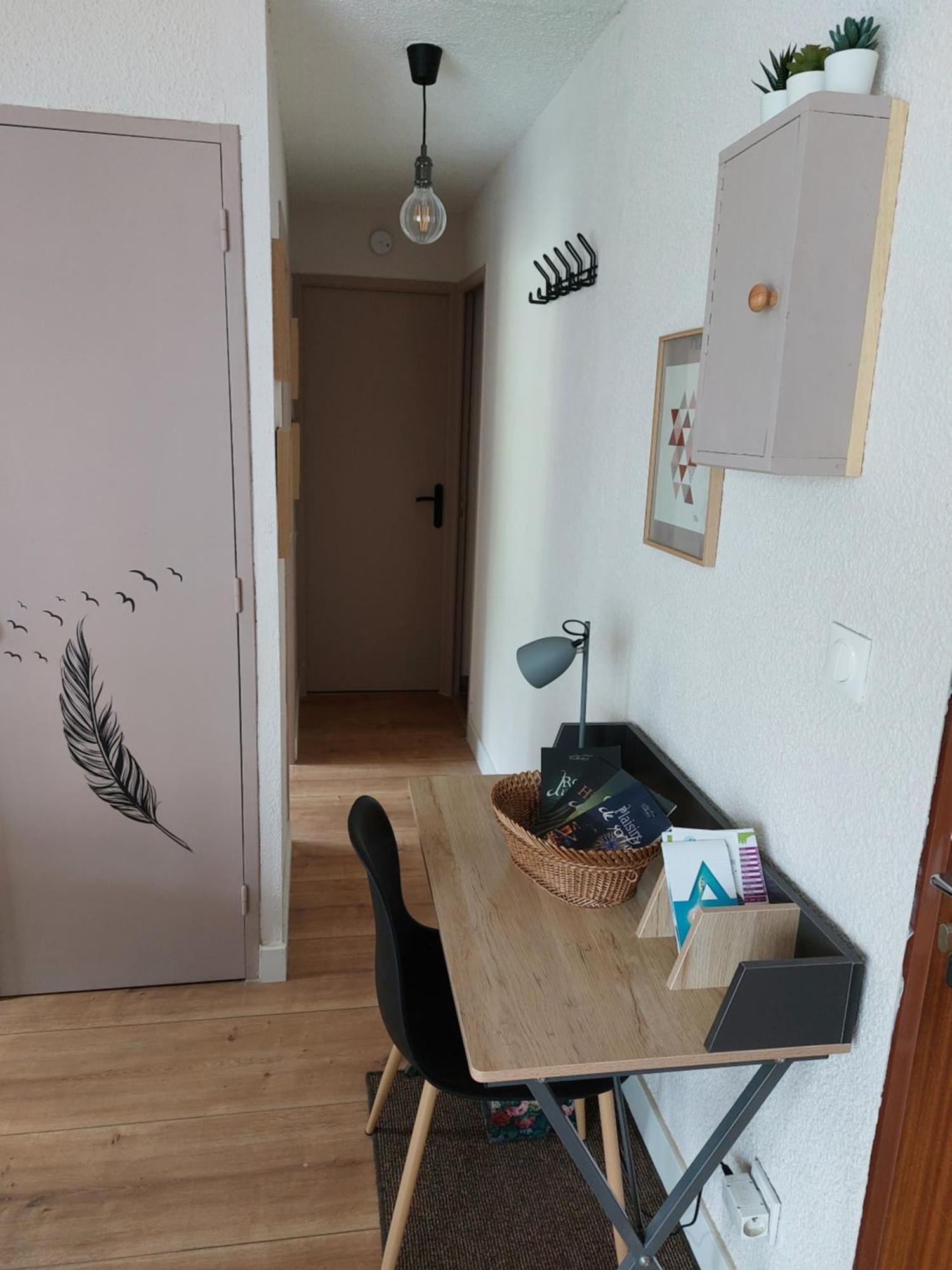 Appartement En Residence Proche Du Plan D'Eau إمبرون المظهر الخارجي الصورة